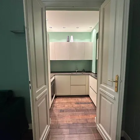 Elegant House, In The Center Appartement