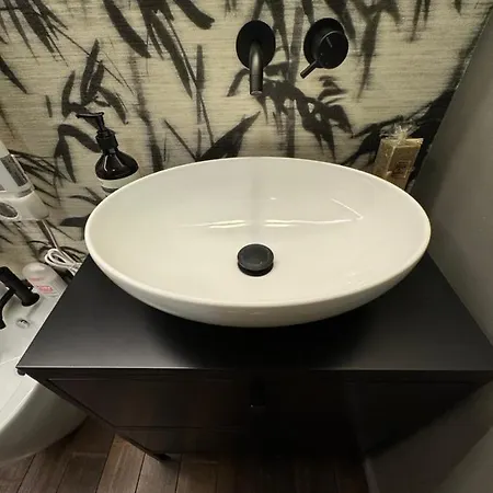 Elegant House, In The Center Appartamento *