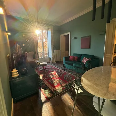 Elegant House, In The Center Torino