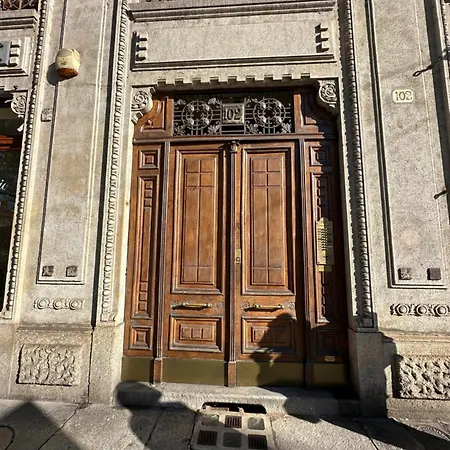Elegant House, In The Center Turin
