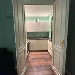 Elegant House, In The Center Apartment