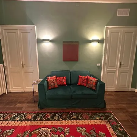 Elegant House, In The Center