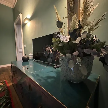 Elegant House, In The Center