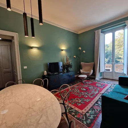 Elegant House, In The Center