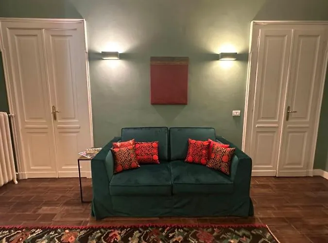 Elegant House, In The Center