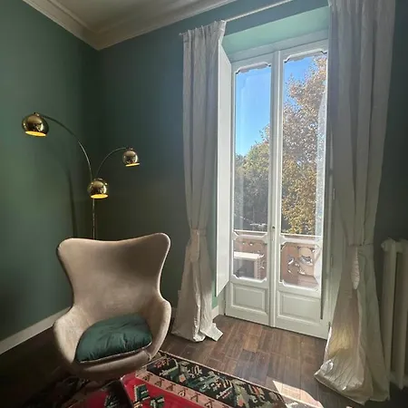 Elegant House, In The Center Turin