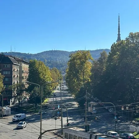 Lägenhet Elegant House, In The Center Turin